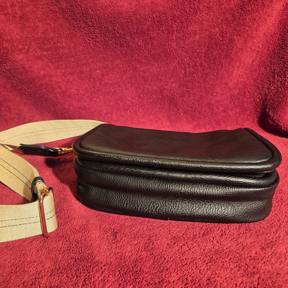 Universal Thread Black Faux Leather Camera Crossbody Bag Cream Webbing Strap - Picture 8 of 8